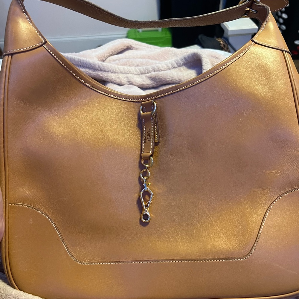 Hermes Trim Duo bag…original see name and sizes in stock photos.. tan brown used
